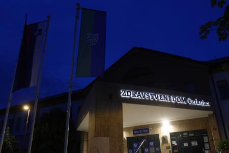 NAPIS ZDRAVSTVENI DOM CERKNICA 09 FOTO LJUBO VUKELIČ